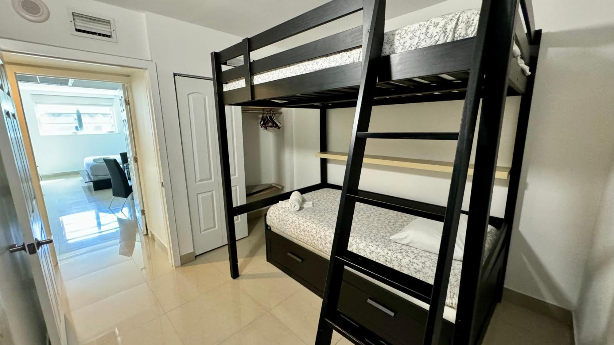 Sunny Isles, Beach Life! Parking Included Маями Бийч Екстериор снимка