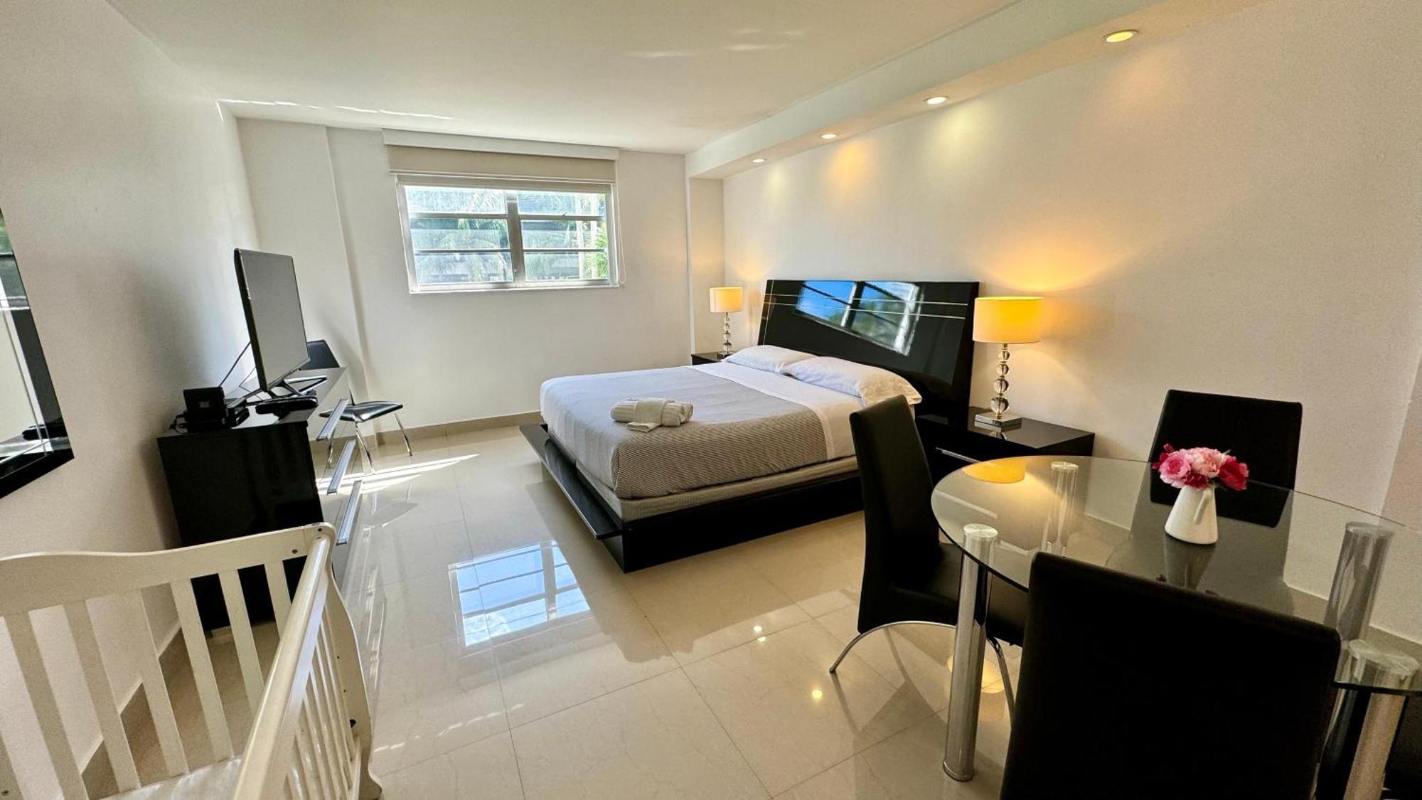 Sunny Isles, Beach Life! Parking Included Маями Бийч Екстериор снимка