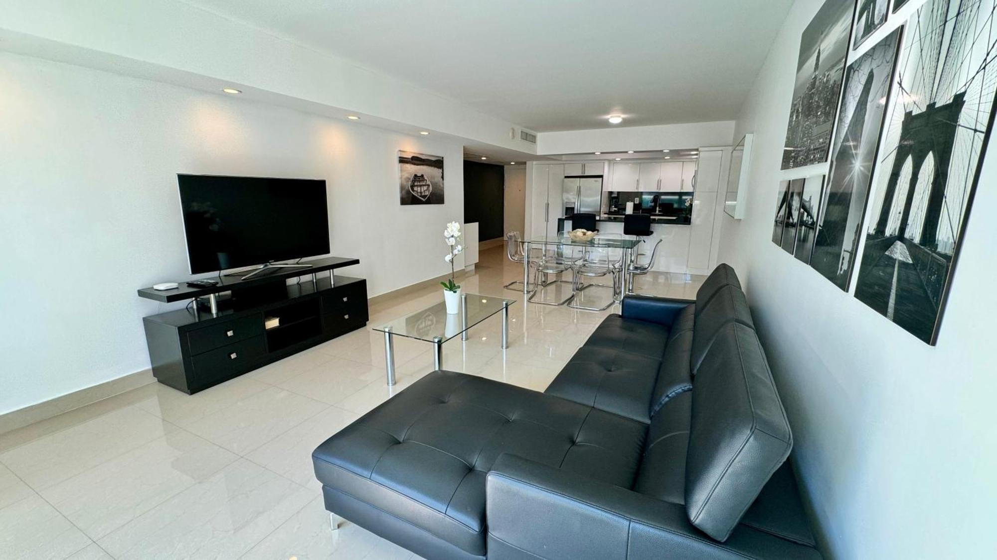 Sunny Isles, Beach Life! Parking Included Маями Бийч Екстериор снимка
